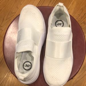 APL Sneakers